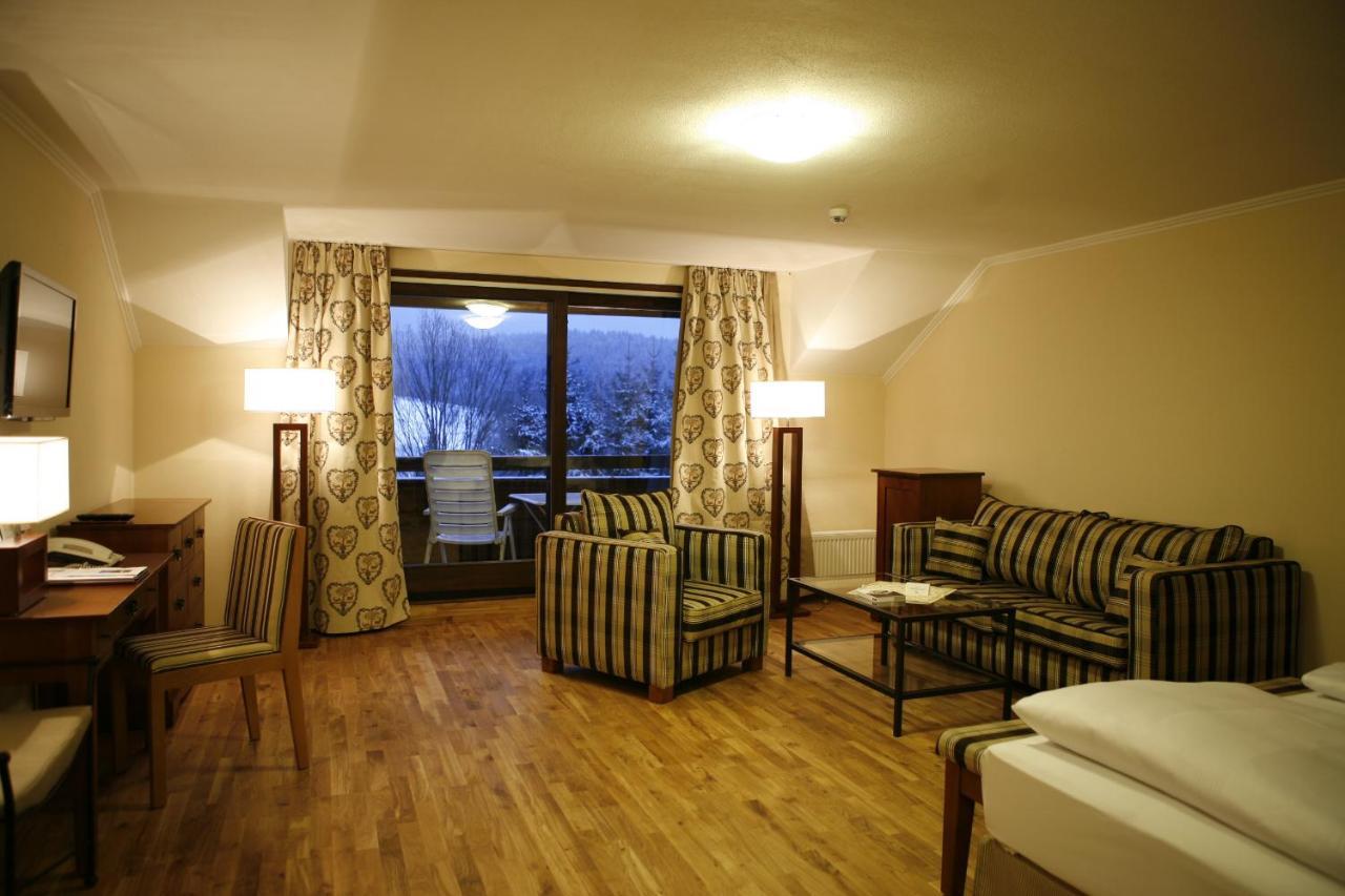 Hotel Gut Schmelmerhof Санкт-Энгльмар Экстерьер фото